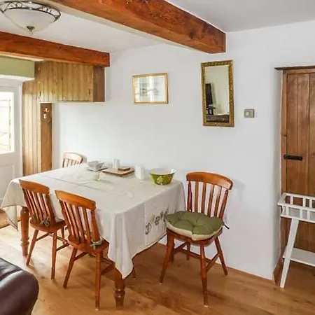 Wenning Bank Clapham (North Yorkshire)