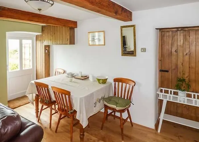 Wenning Bank Clapham (North Yorkshire)